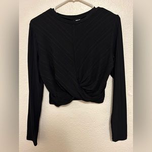 Divided H&M Long Sleeve Crop Top